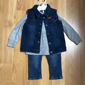 Denim jeans and vest set with gray hood undershirt